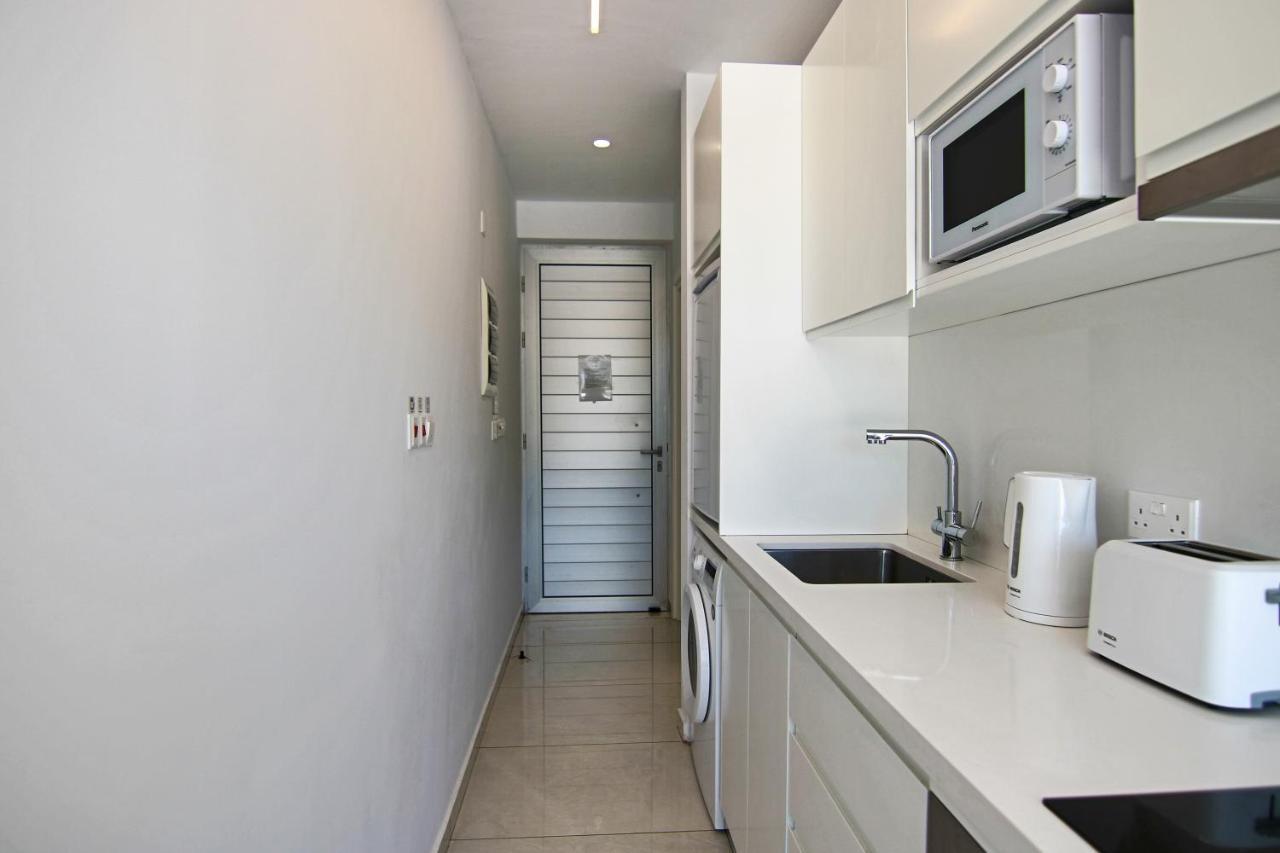 Phaedrus Living - Seaside Luxury Flat Harbour 103 Apartman Paphos Kültér fotó